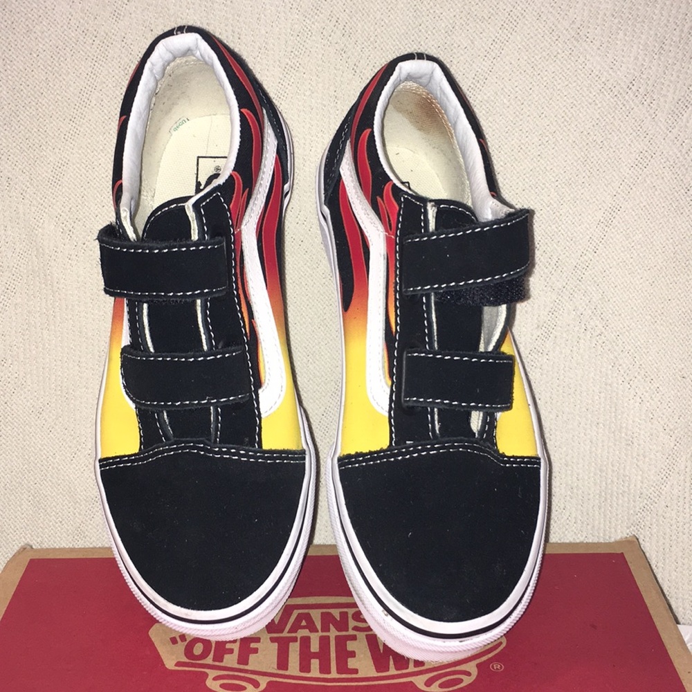 Old Skool Vans With Straps